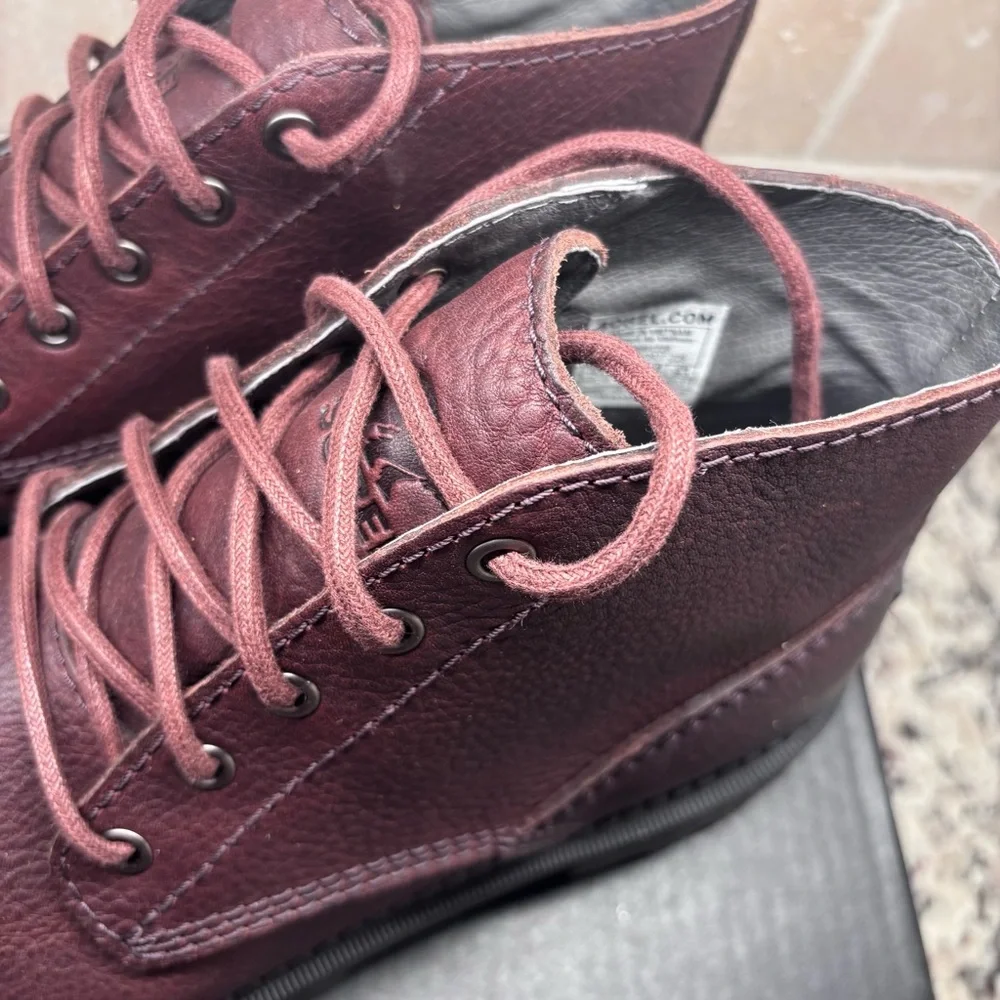 Sorel Mad Brick Chukka Waterproof Men's Dark Redwood Leather Lace up Boots‎